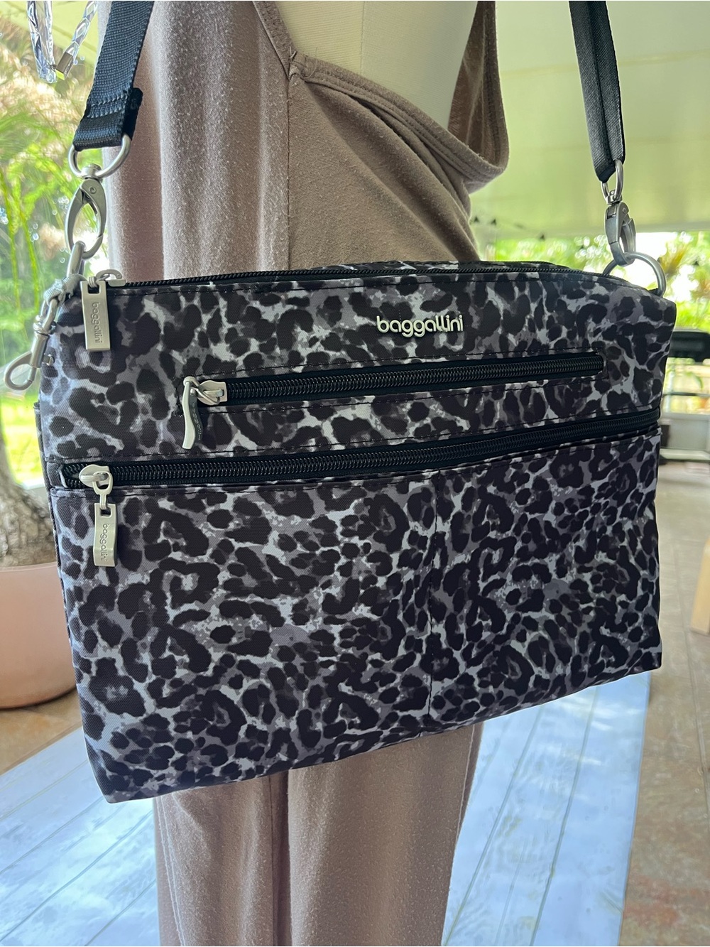 Baggallini Black and Gray Leopard Print Crossbody Bag